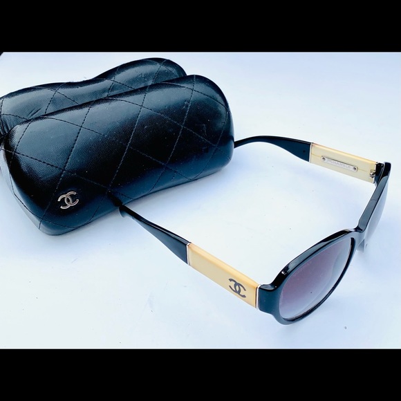 Classic Chanel Sunglasses - Picture 6 of 6